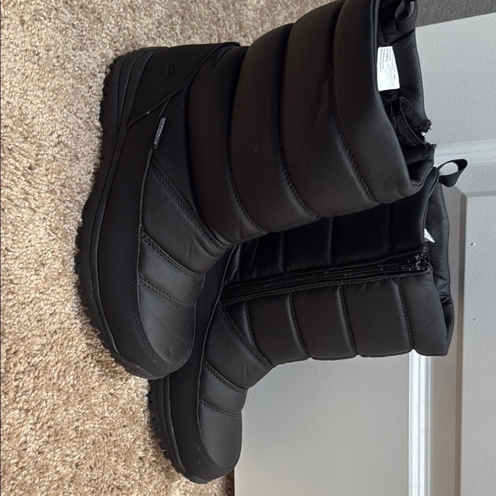 Magellan Outdoors Black Winter Boots